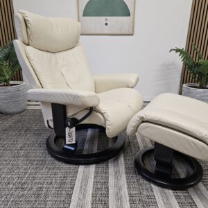 Stressless Magic lenestol med krakk