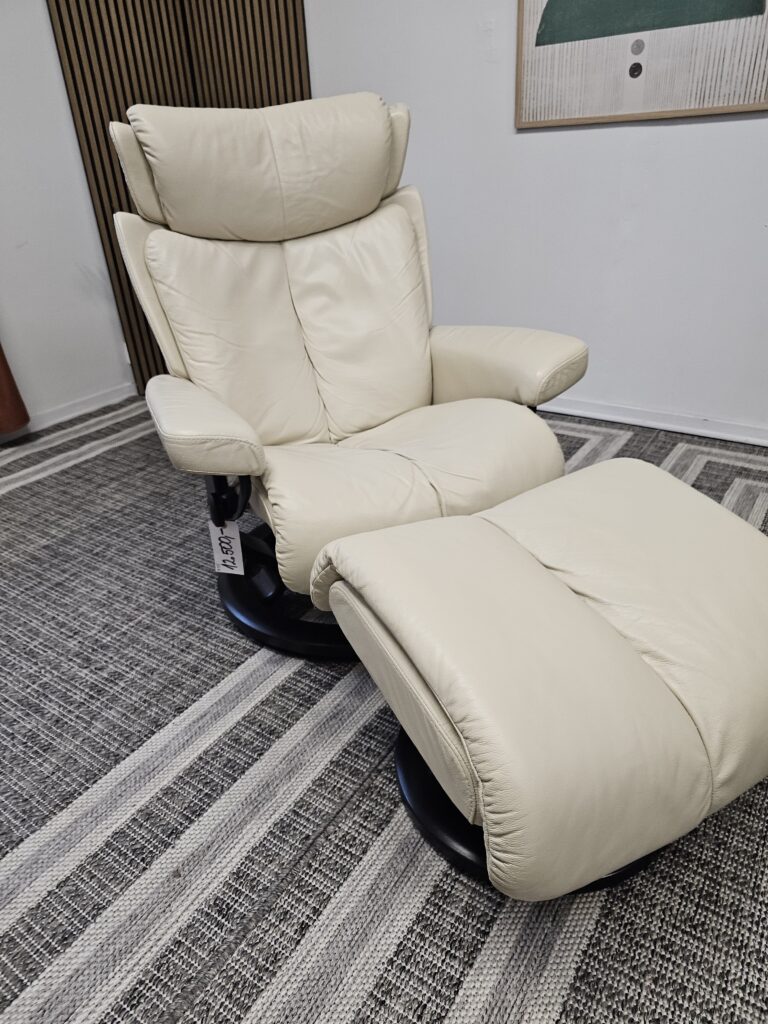 Stressless Magic lenestol med krakk