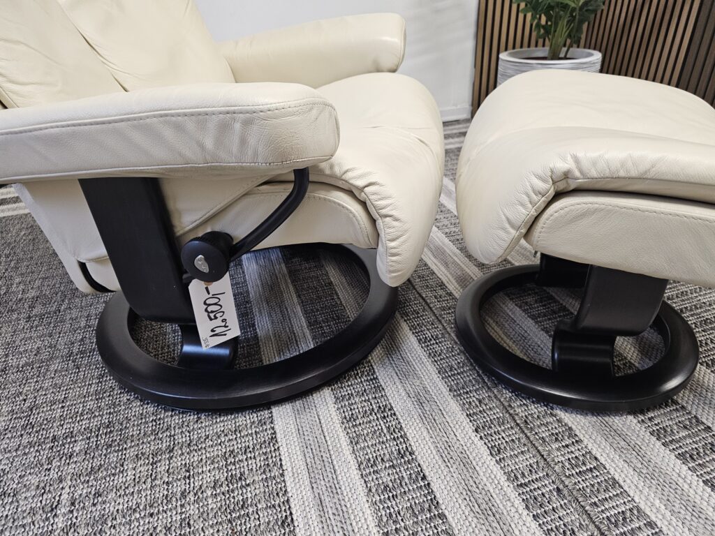 Stressless Magic lenestol med krakk
