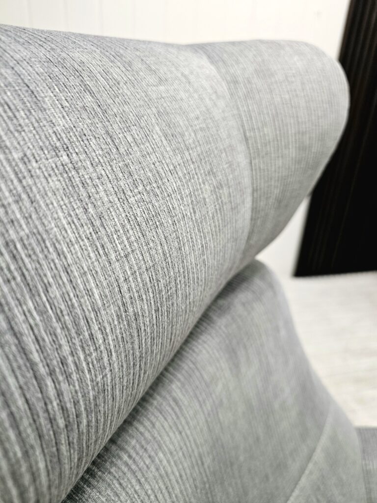 Conform Air lenestol med integrert fothviler