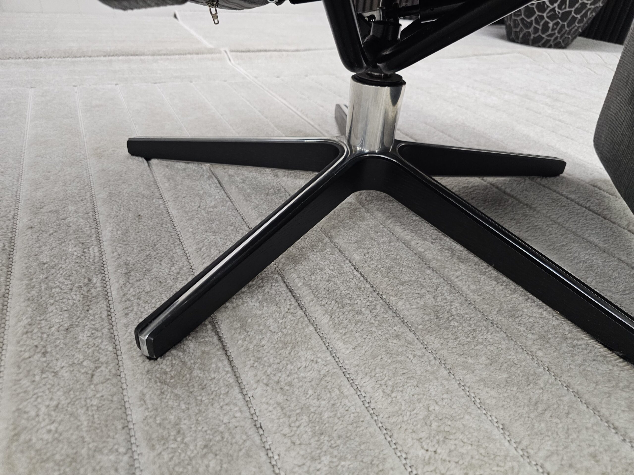 Conform Air lenestol med integrert fothviler - Bilde 12