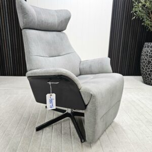 Conform Air lenestol med integrert fothviler