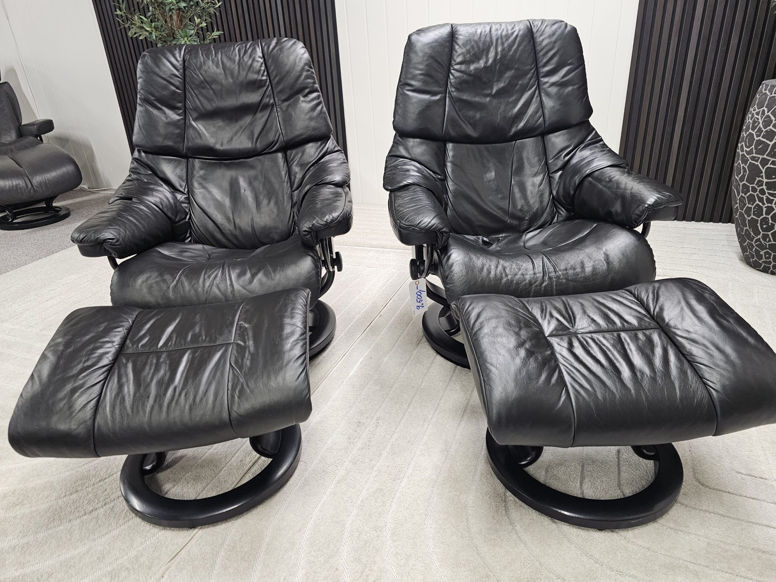 2 stk. Stressless Reno lenestoler med krakk - Bilde 11