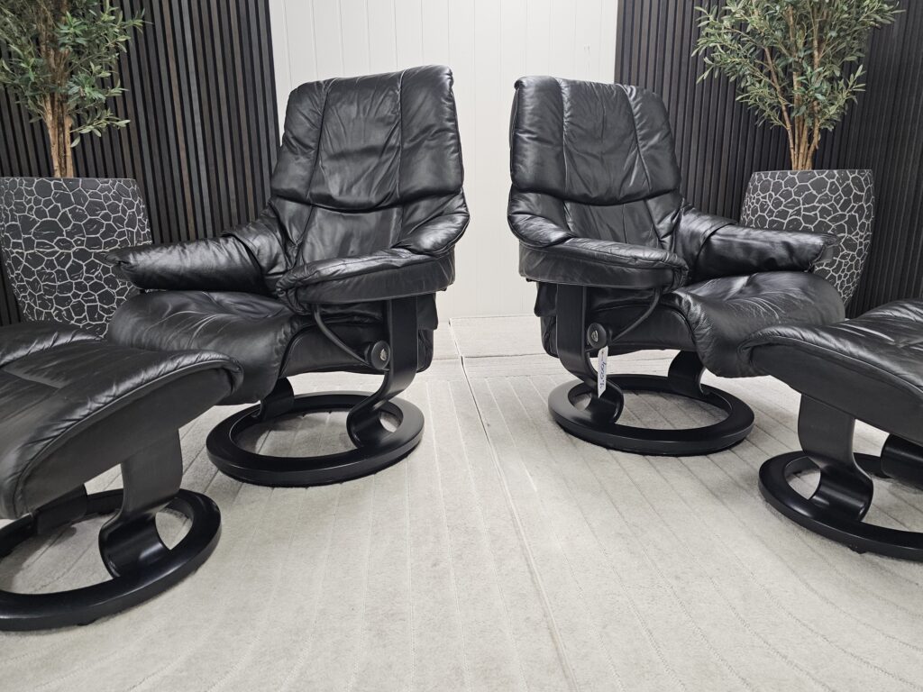 2 stk. Stressless Reno lenestoler med krakk