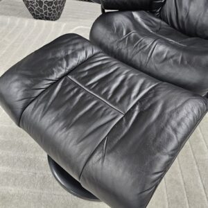 2 stk. Stressless Reno lenestoler med krakk - Bilde 4