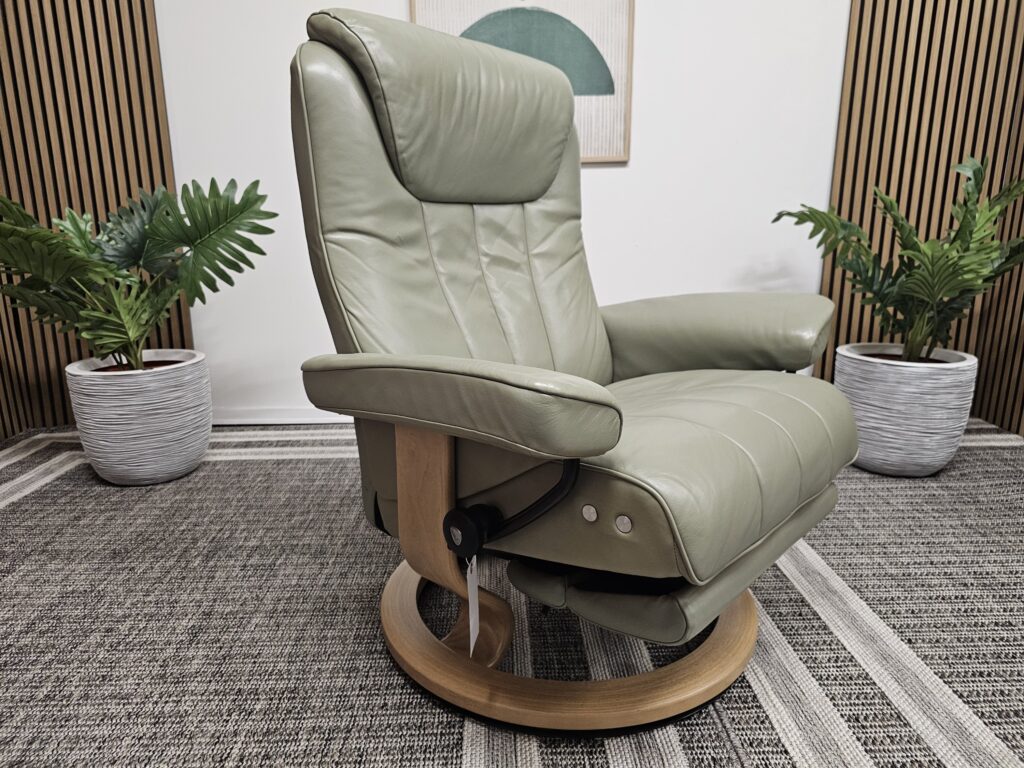 Elektrisk Stressless Bliss lenestol med integrert fothviler