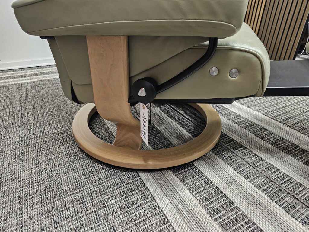 Elektrisk Stressless Bliss lenestol med integrert fothviler