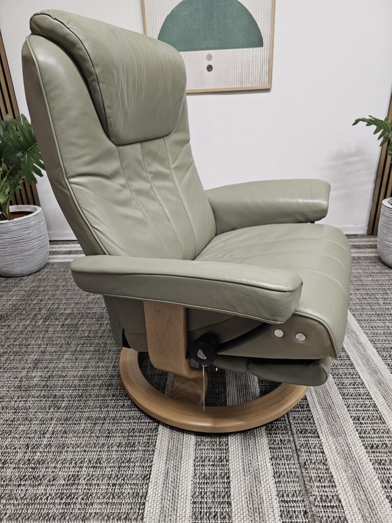 Elektrisk Stressless Bliss lenestol med integrert fothviler