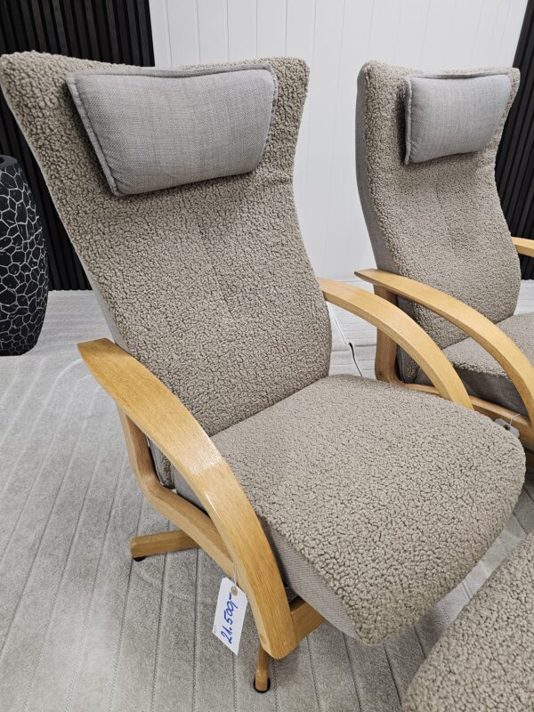2 stk. Brunstad Swing lenestoler med krakk