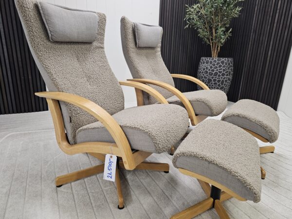 2 stk. Brunstad Swing lenestoler med krakk