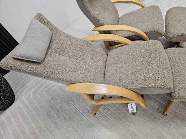 2 stk. Brunstad Swing lenestoler med krakk