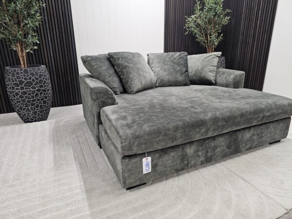 Boston Daybed i velurtekstil Fuji Olivia