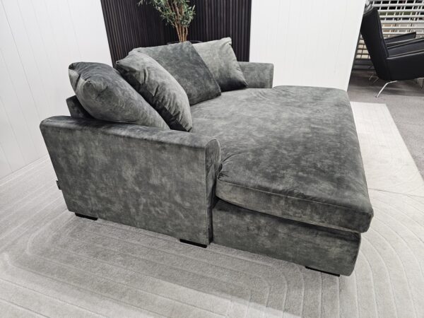 Boston Daybed i velurtekstil Fuji Olivia