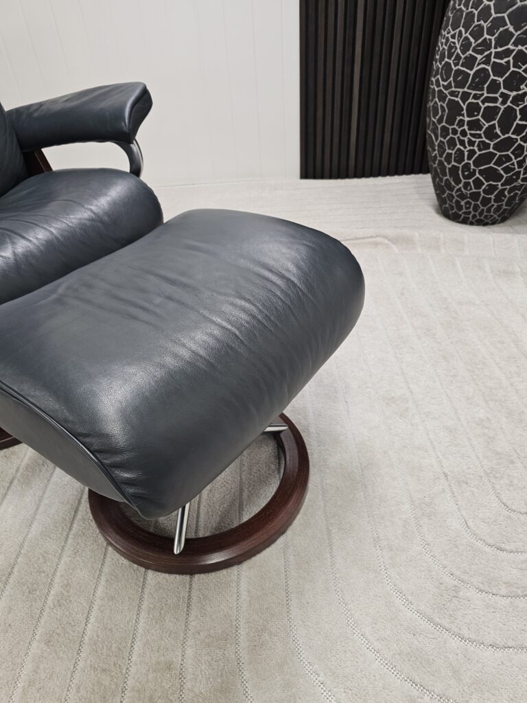 Stressless Aura Signature lenestol m/krakk-SOLGT
