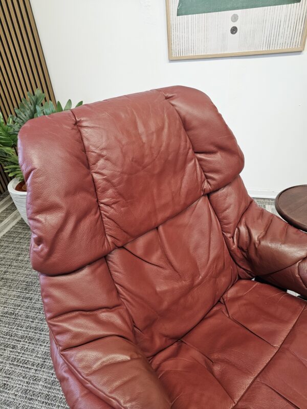 Stressless Reno lenestol m/krakk + 2 Stressless Swing bord