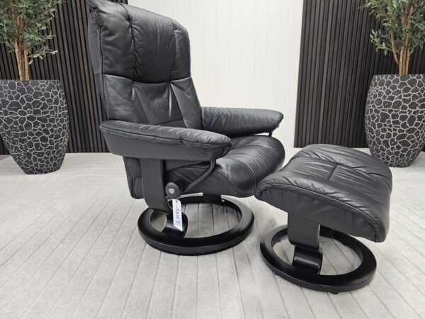 Stressless® Mayfair lenestol med krakk-