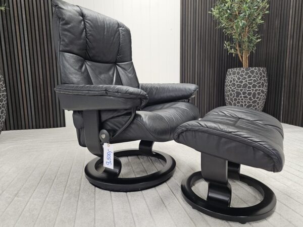 Stressless® Mayfair lenestol med krakk-