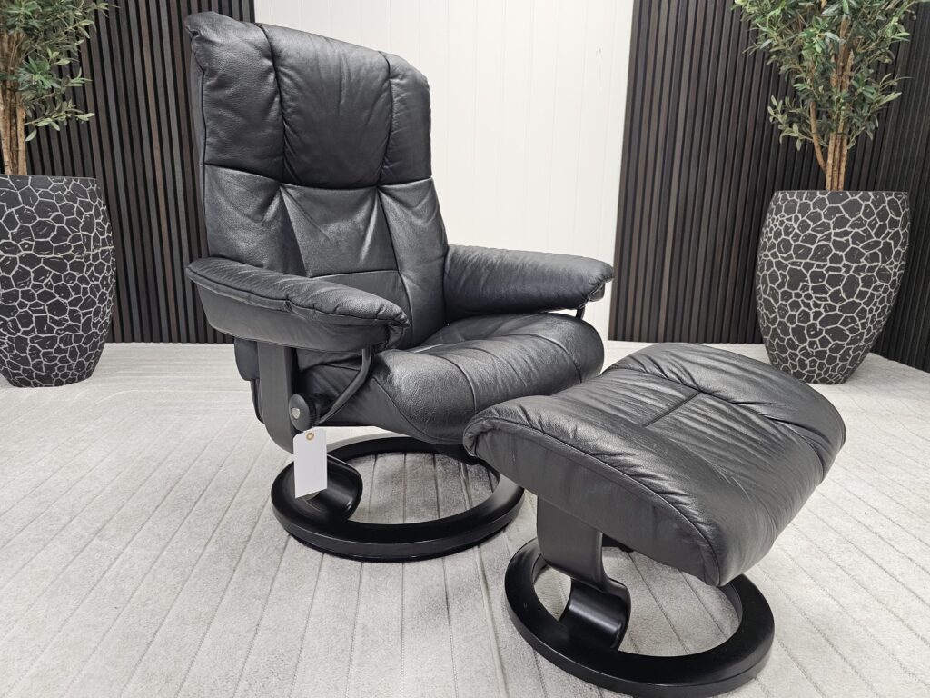 Stressless® Mayfair lenestol med krakk-