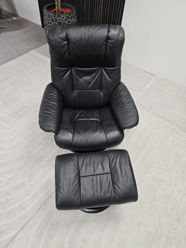 Stressless® Mayfair lenestol med krakk-