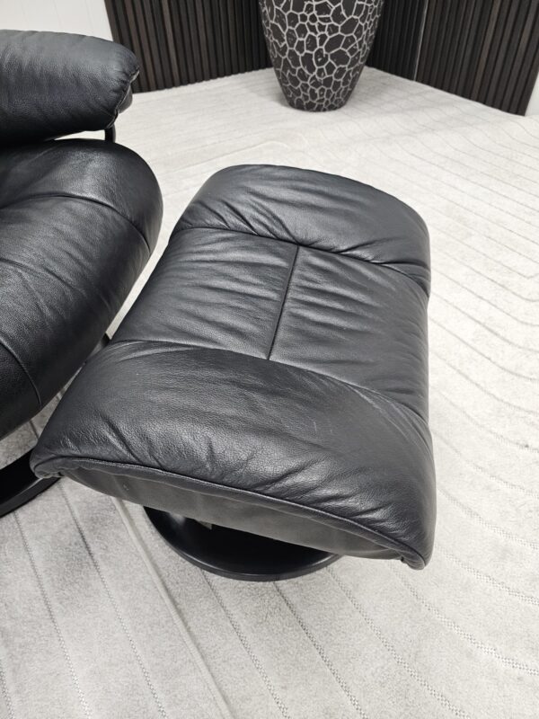 Stressless® Mayfair lenestol med krakk-