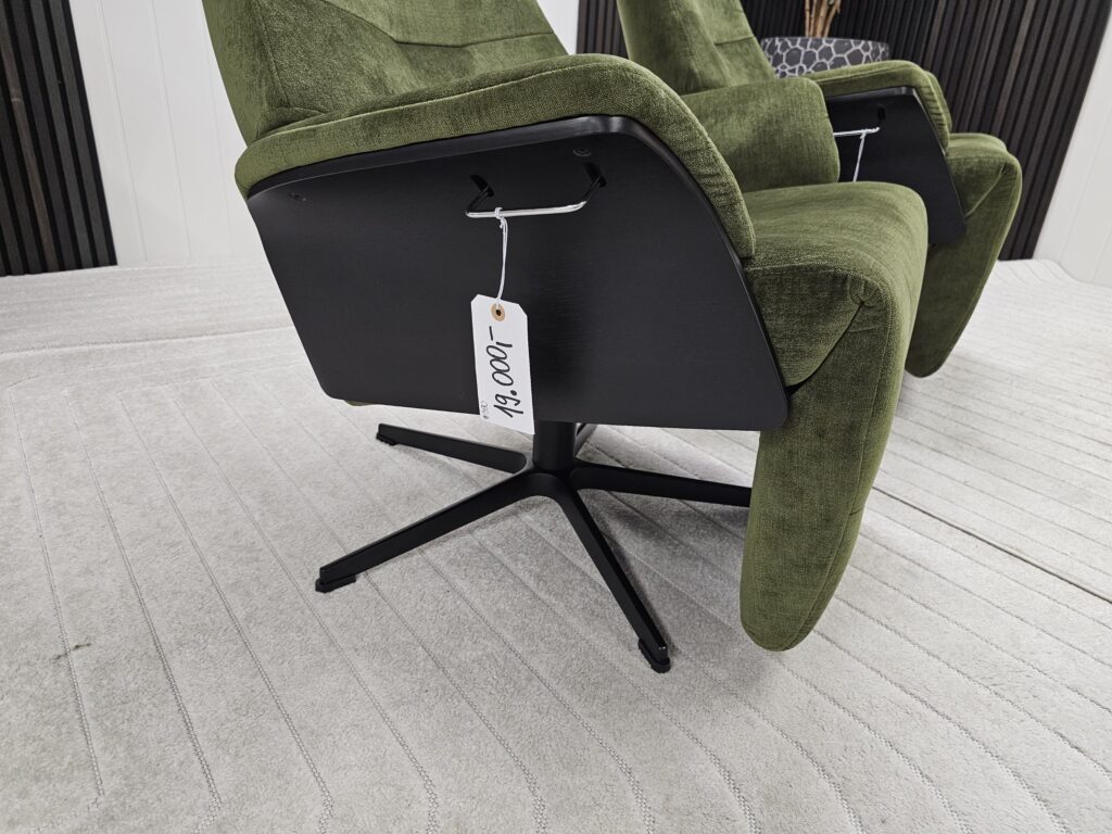 1 stk. Conform Air lenestoler med integrert fothviler