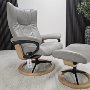 Stressless® Wing Signature lenestol m/krakk- Pent brukt!