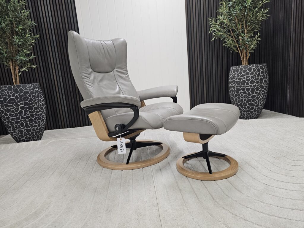 Stressless® Wing Signature lenestol m/krakk- Pent brukt!