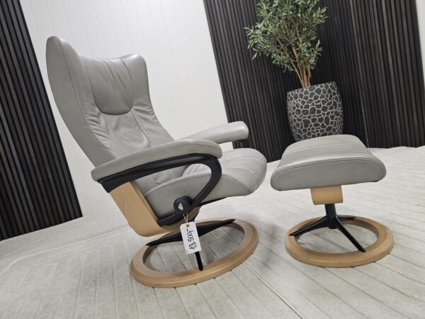 Stressless® Wing Signature lenestol m/krakk- Pent brukt!