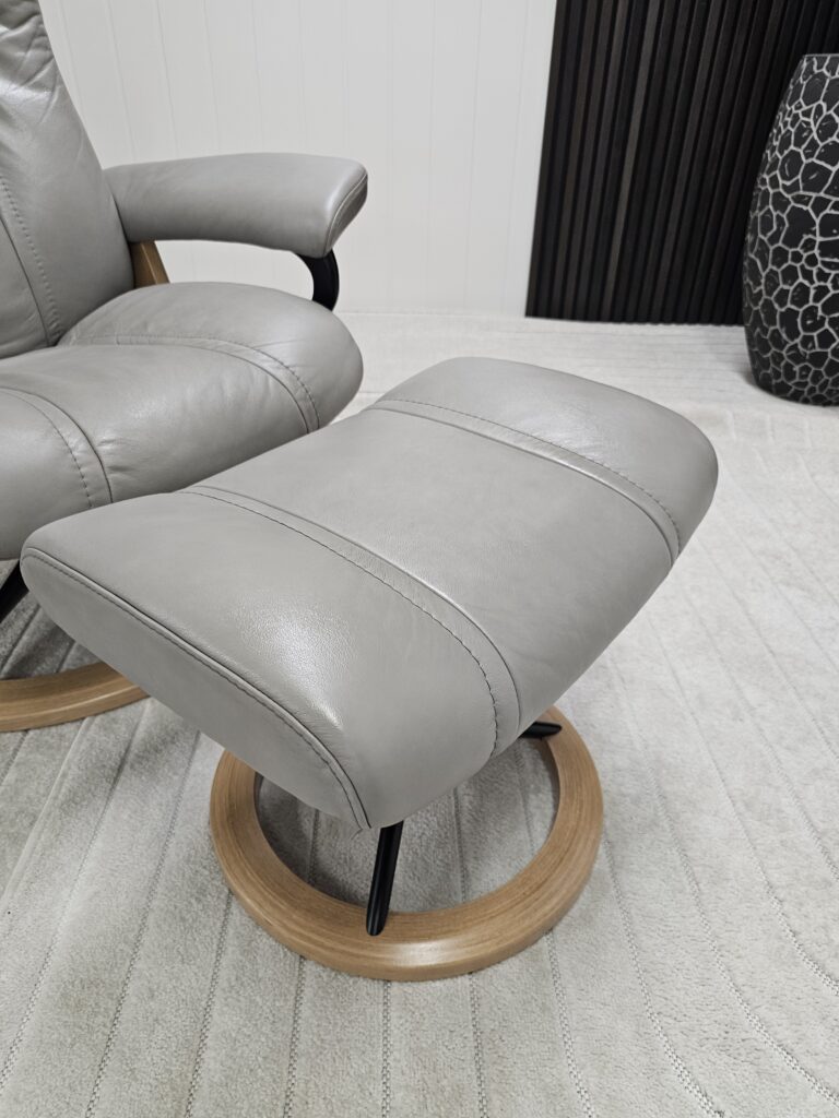 Stressless® Wing Signature lenestol m/krakk- Pent brukt!