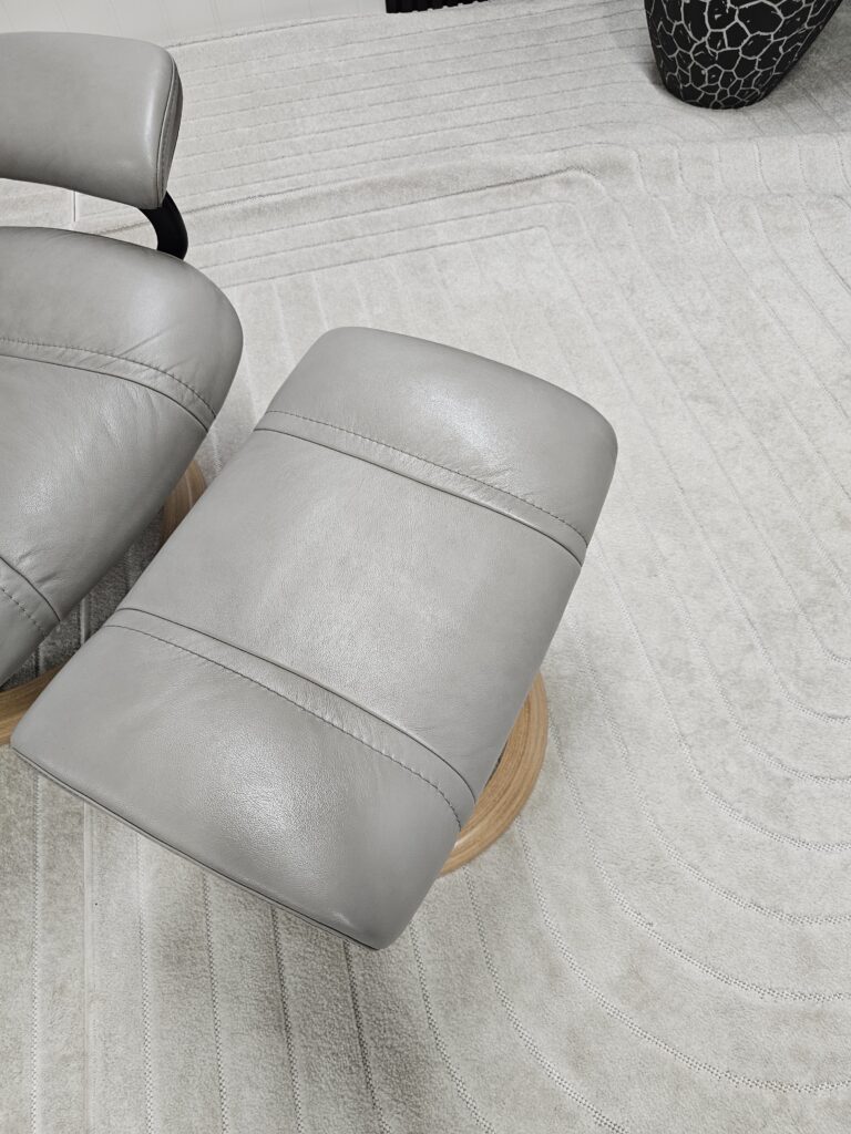 Stressless® Wing Signature lenestol m/krakk- Pent brukt!