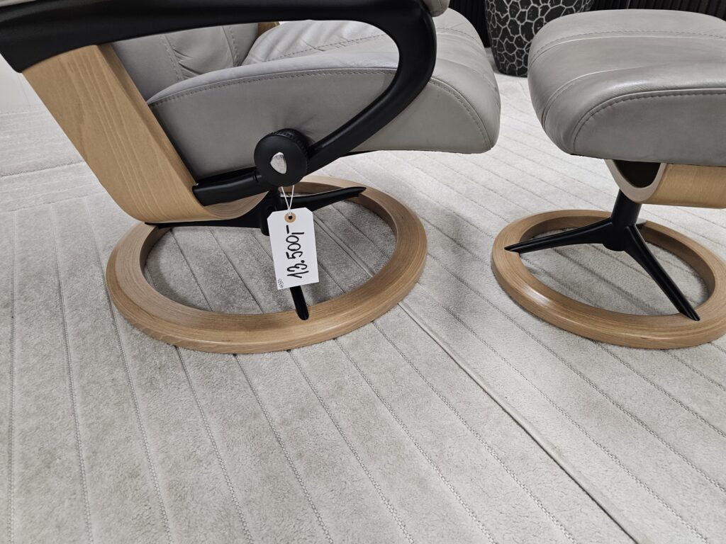 Stressless® Wing Signature lenestol m/krakk- Pent brukt!