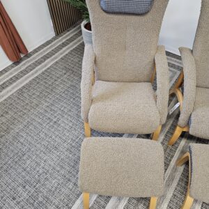 2 stk. Brunstad Delta Legend fåreskinn lenestoler m/krakk - Bilde 15