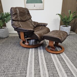 Brukt Stressless® Reno lenestol med krakk - Bilde 2