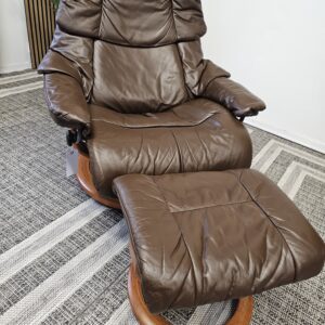 Brukt Stressless® Reno lenestol med krakk - Bilde 10