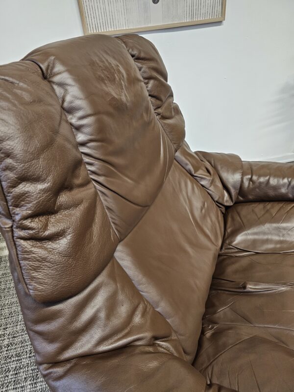Brukt Stressless® Reno lenestol med krakk