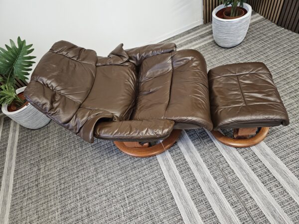 Brukt Stressless® Reno lenestol med krakk