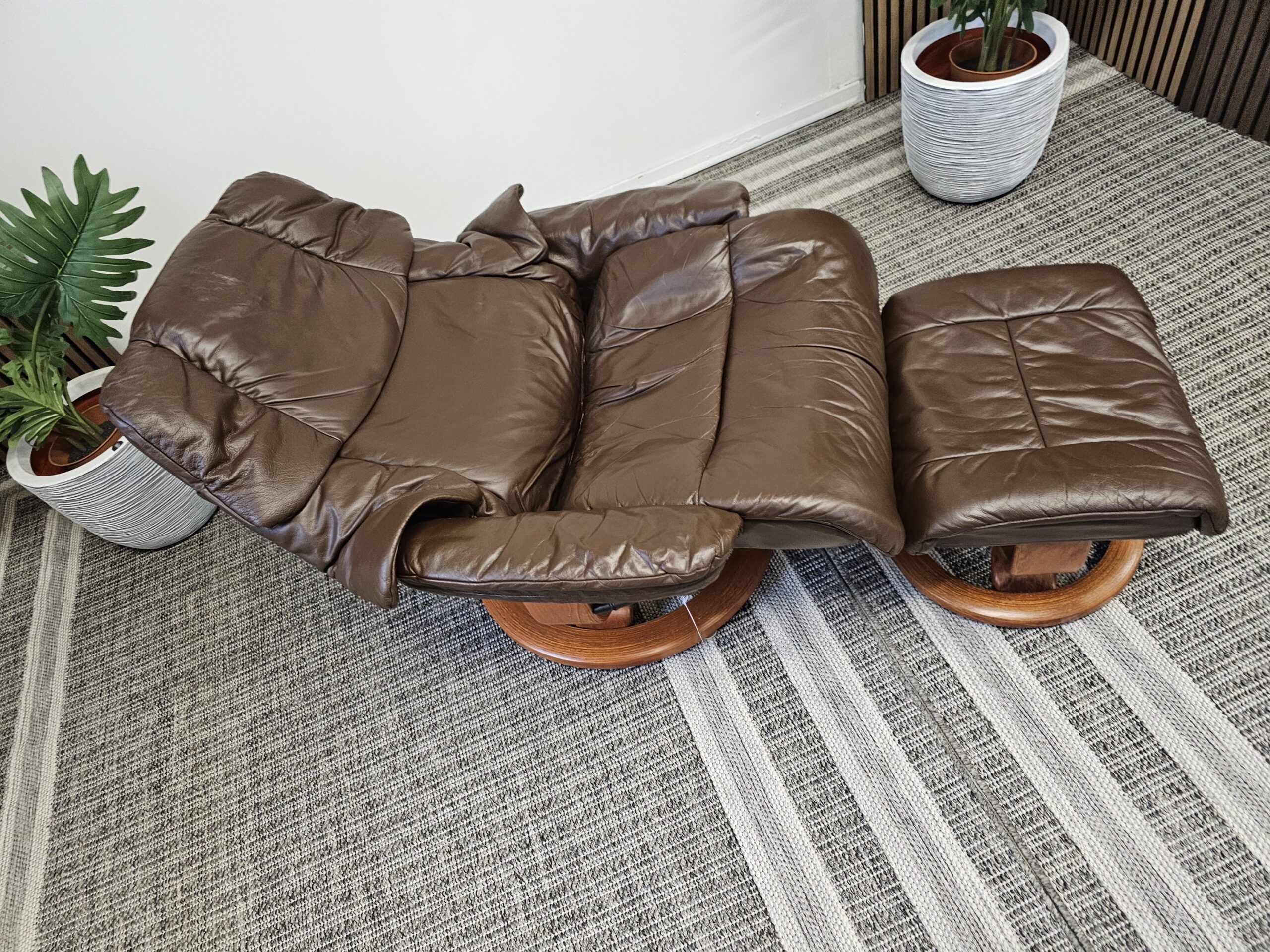Brukt Stressless® Reno lenestol med krakk - Bilde 4