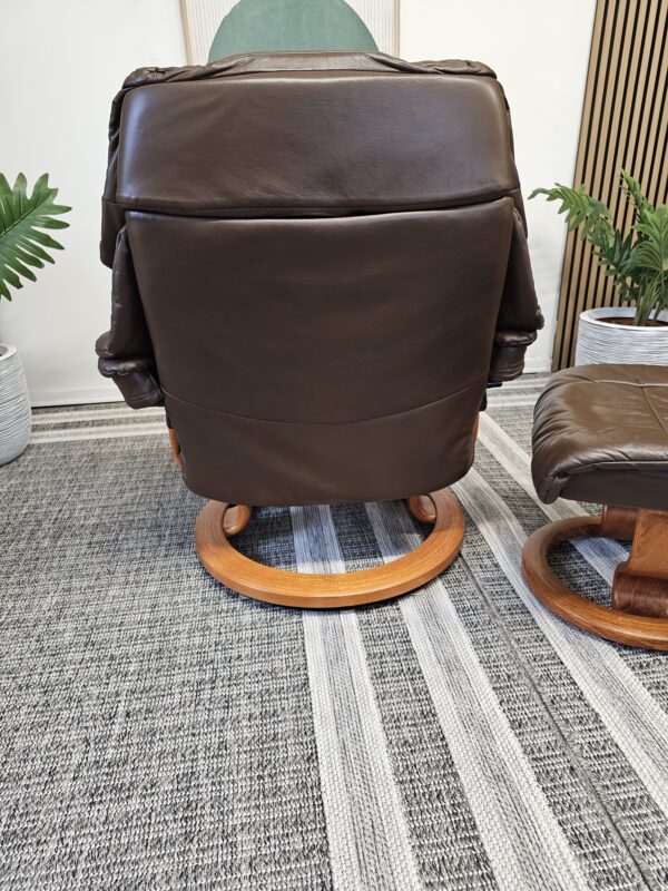 Brukt Stressless® Reno lenestol med krakk