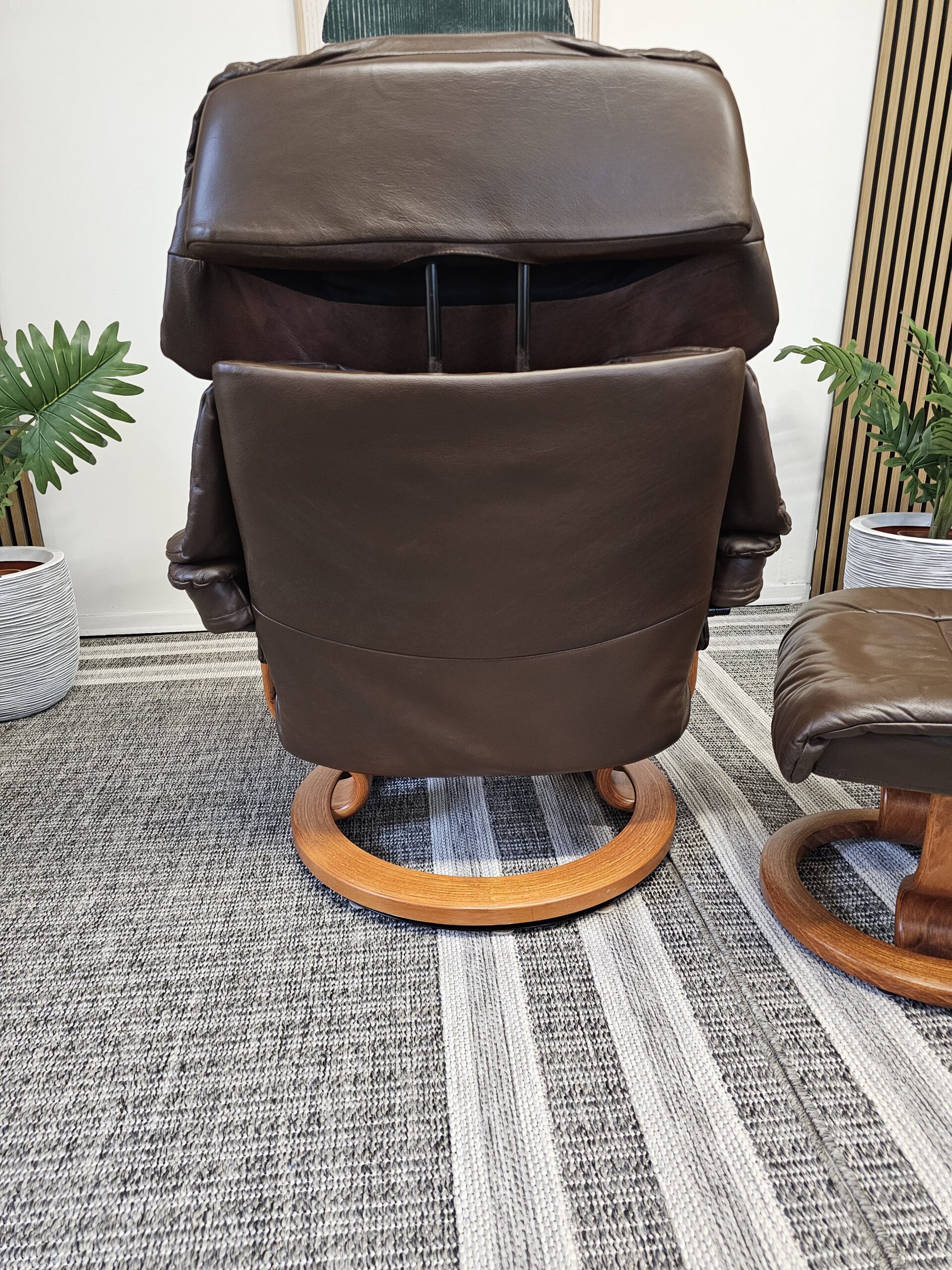 Brukt Stressless® Reno lenestol med krakk - Bilde 16