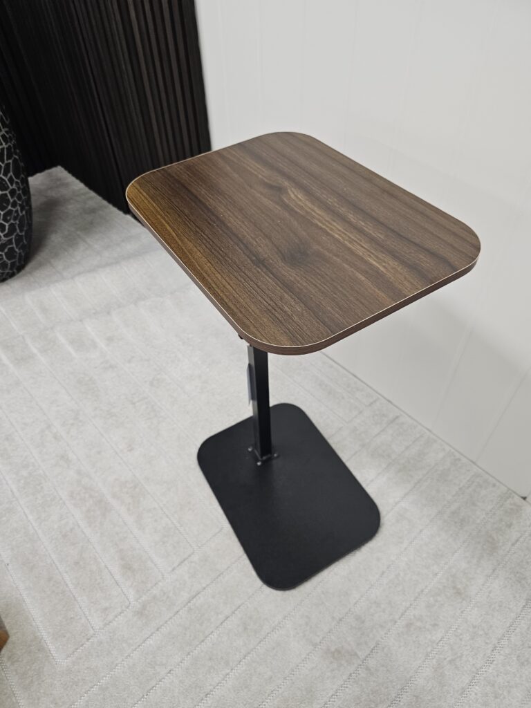 Sidebord til lenestol - Perfekt komfort & design - inkl. frakt
