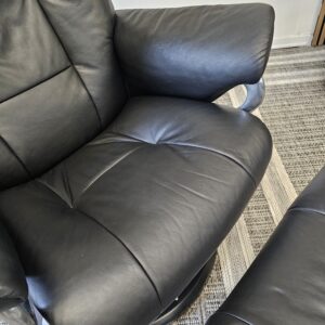 Stressless® Mayfair Signature lenestol med krakk - Bilde 18