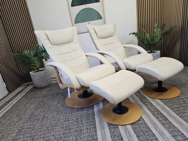 2 stk. Brunstad Delta Swing lenestoler m/krakk