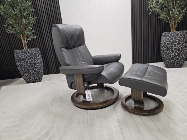 Stressless® Crown lenestol med krakk