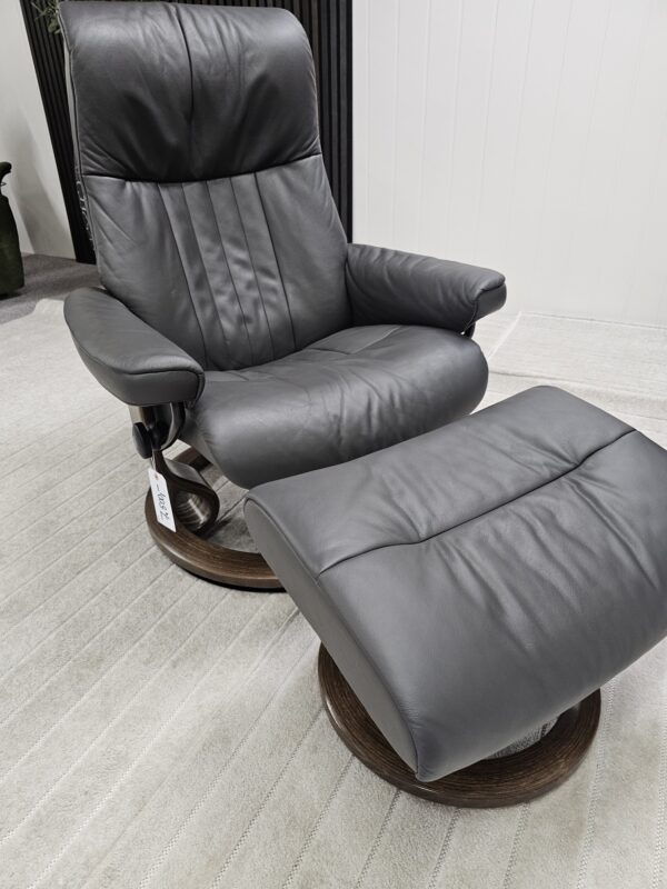 Stressless® Crown lenestol med krakk