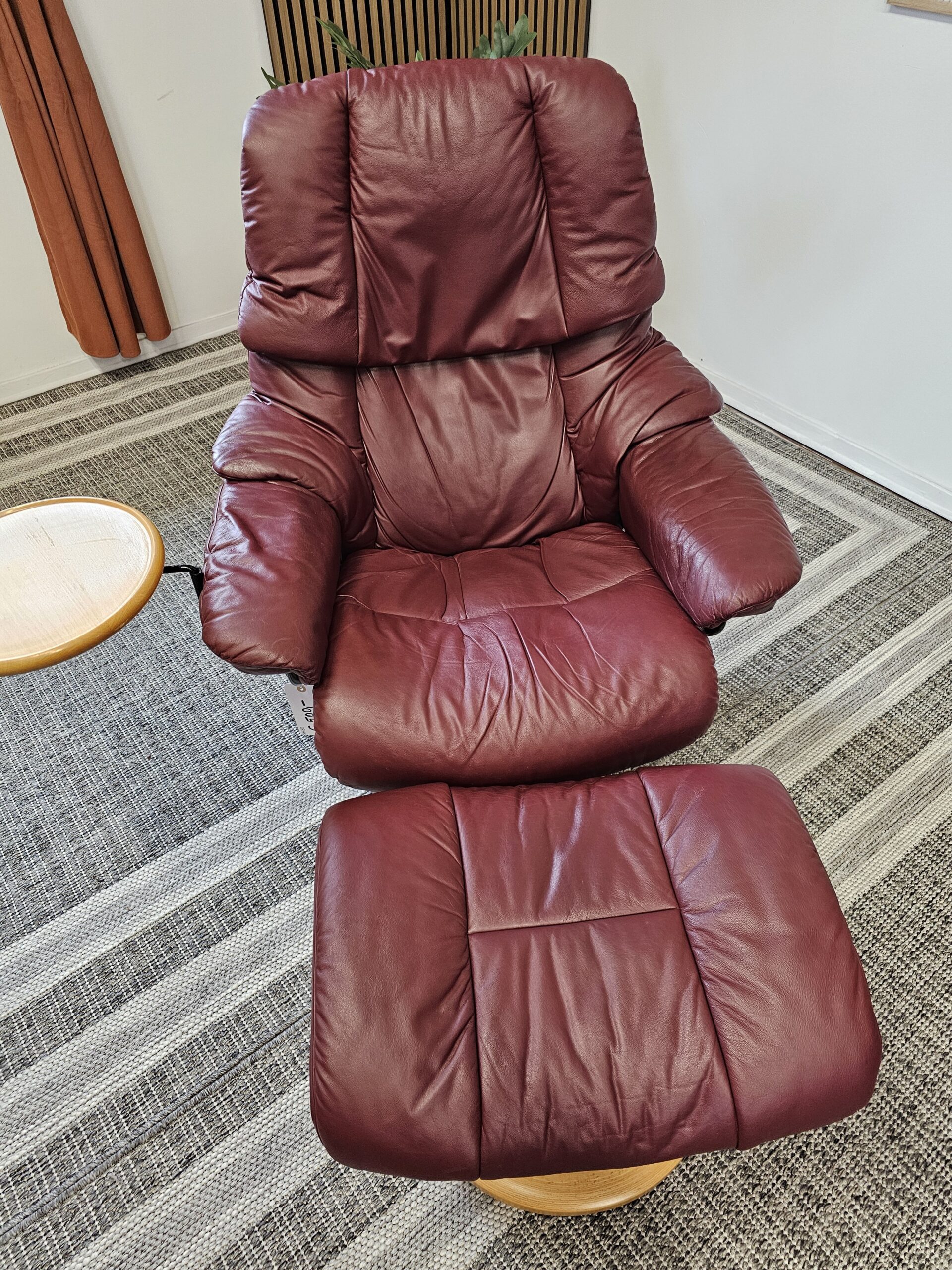 Stressless® Reno Medium med krakk + Stressless® Swing bord - Bilde 15