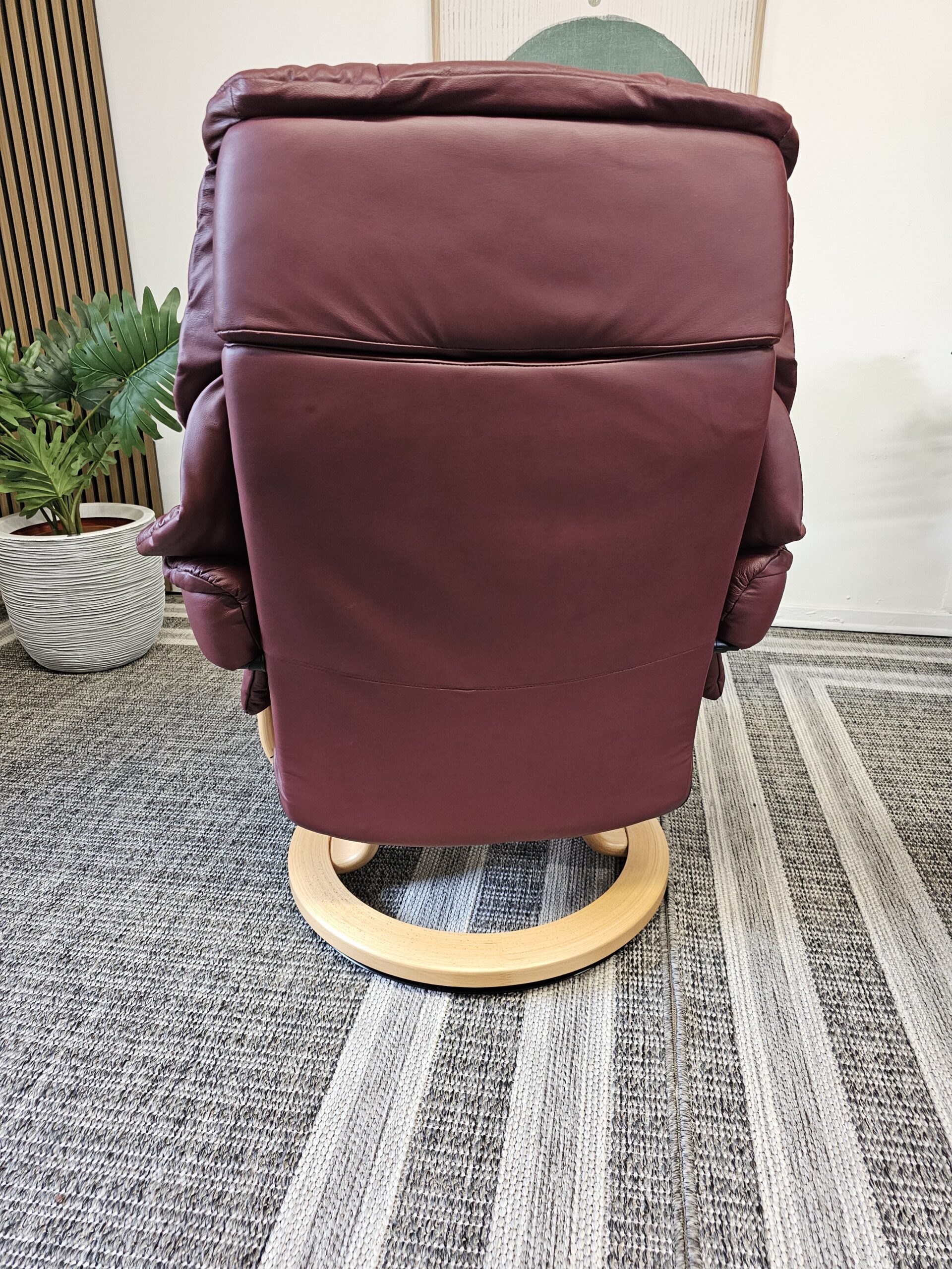 Stressless® Reno Medium med krakk + Stressless® Swing bord - Bilde 9