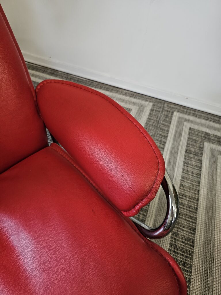 Stressless® City lenestol med krakk