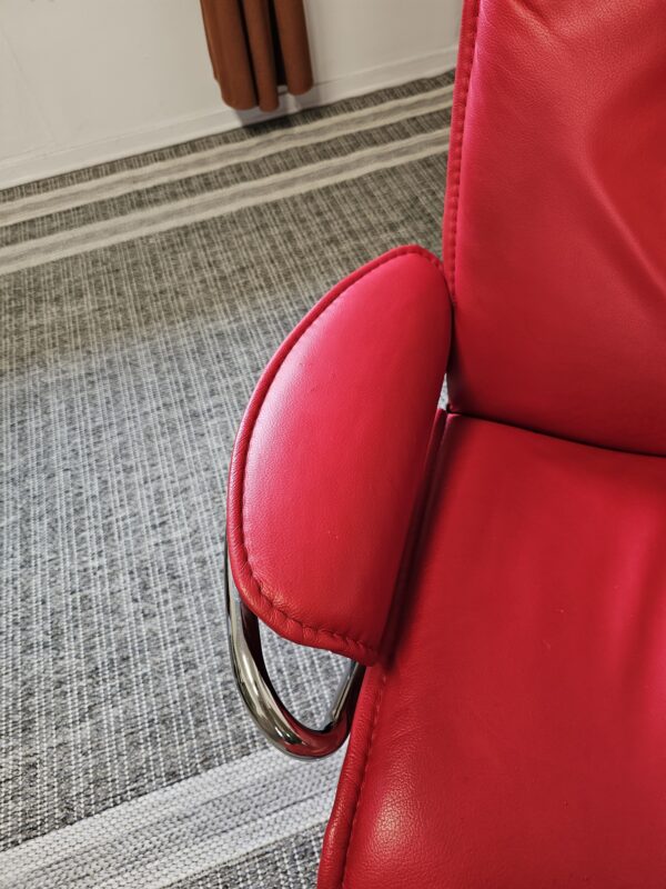 Stressless® City lenestol med krakk