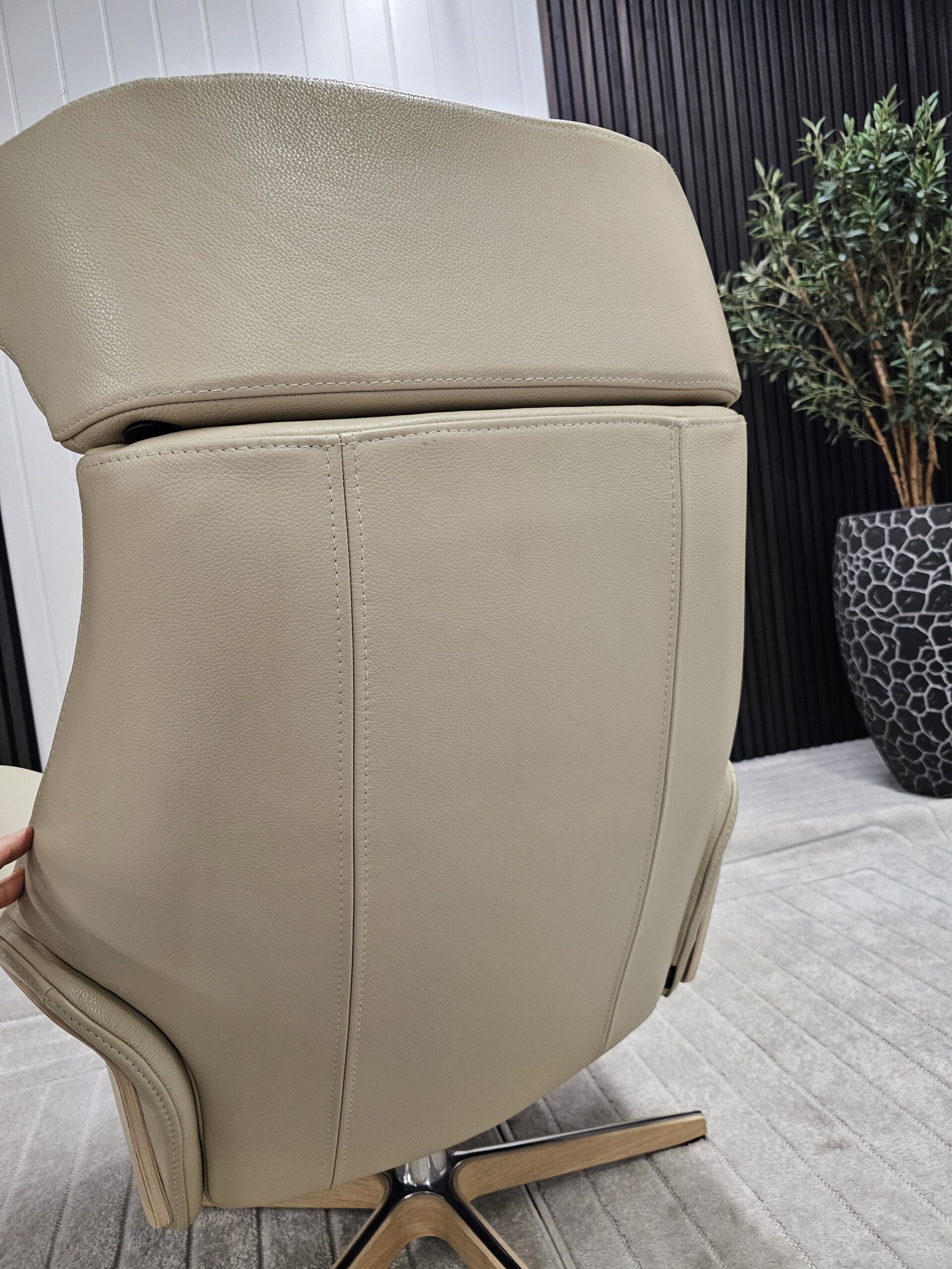 Conform Air lenestol med integrert fothviler - Bilde 17