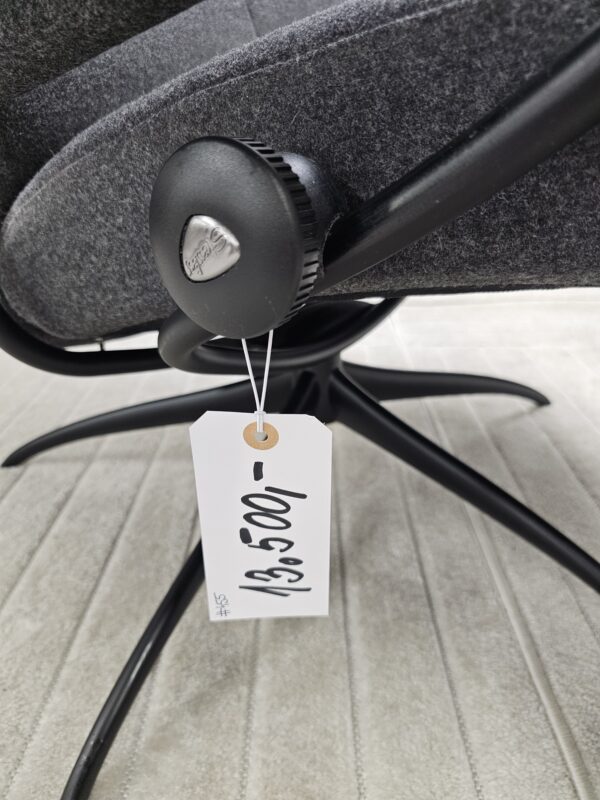 Stressless® City høyrygg lenestol med krakk